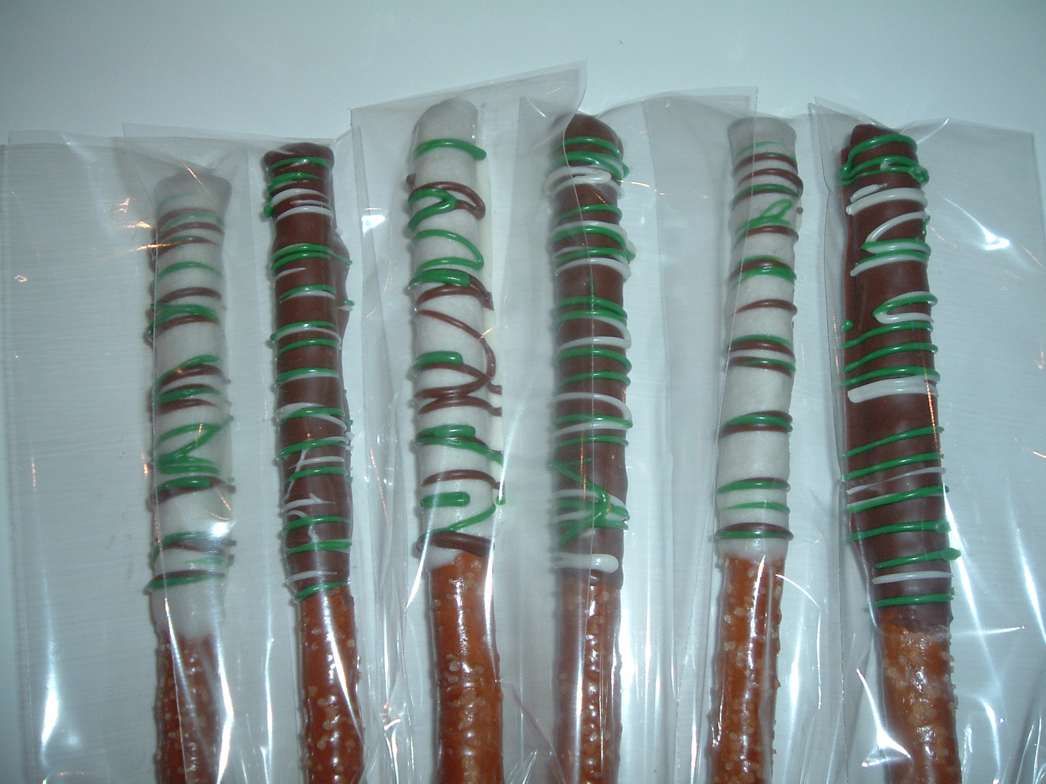 St. Patty's Day Chocolate Covered Pretzels w/ Chocolate Drizzle Box of 12